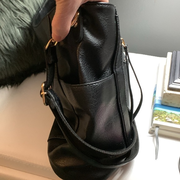 Women Hobo Purse/Handbag Vegan Leather Satchel Adjustable Shoulder Bag Tote - Picture 3 of 15